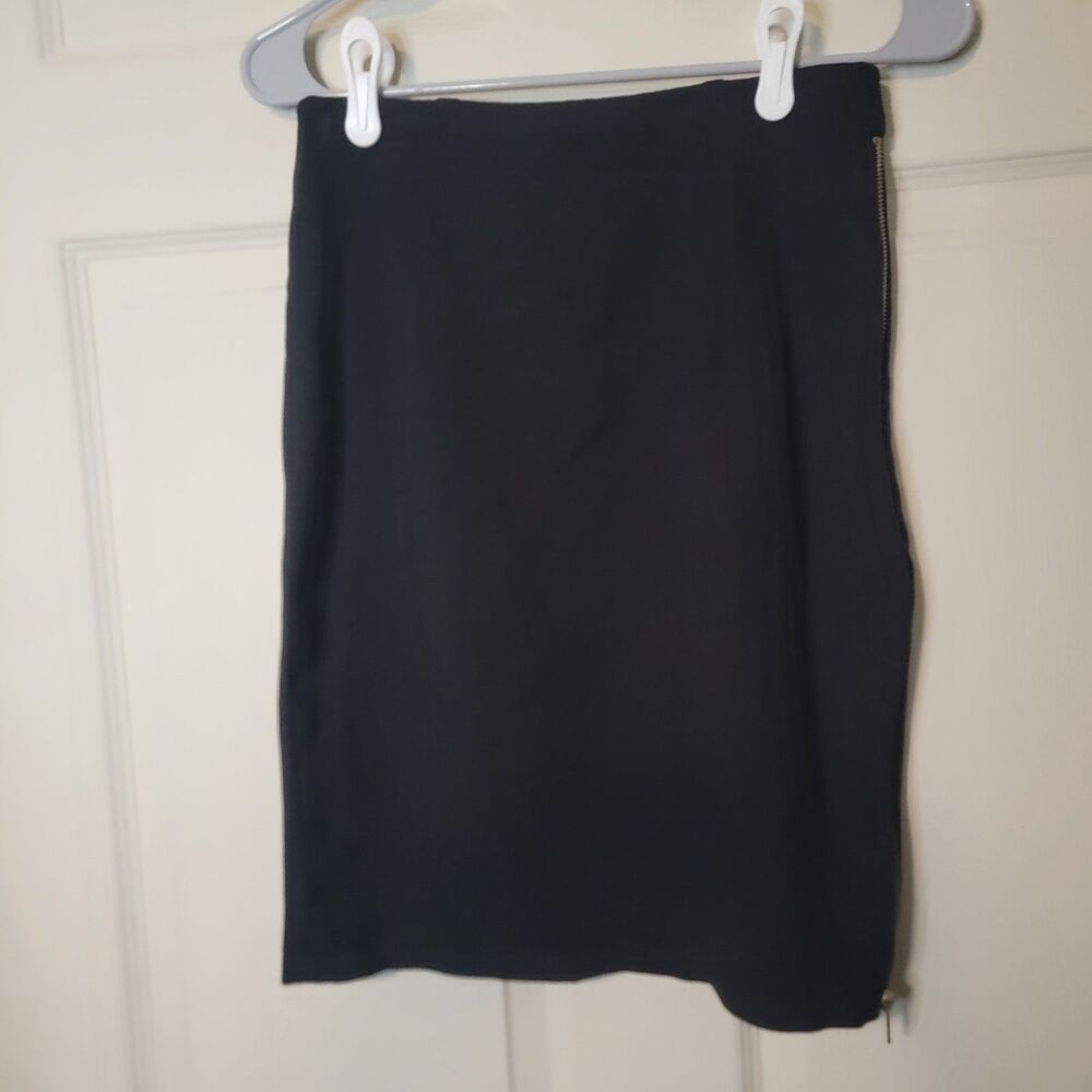 Eric Signature Black Skirt With Side Zipper Sz 4